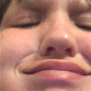 Meet your Posher, Ava